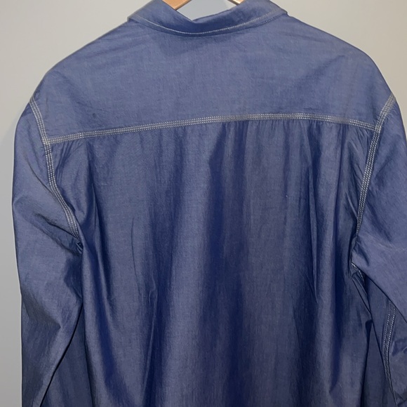 MEN’S BUTTON UP SHIRT (XL) - Picture 5 of 11